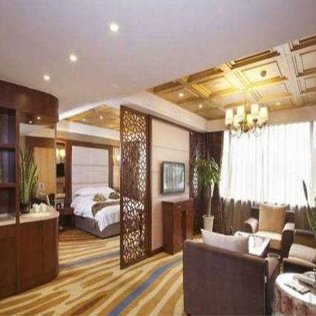 Chengdu Taicheng Hotel Екстер'єр фото
